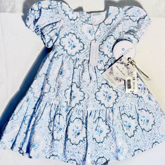 Meet your Posher, Bella Blake Clothing - Picture 5 of 5